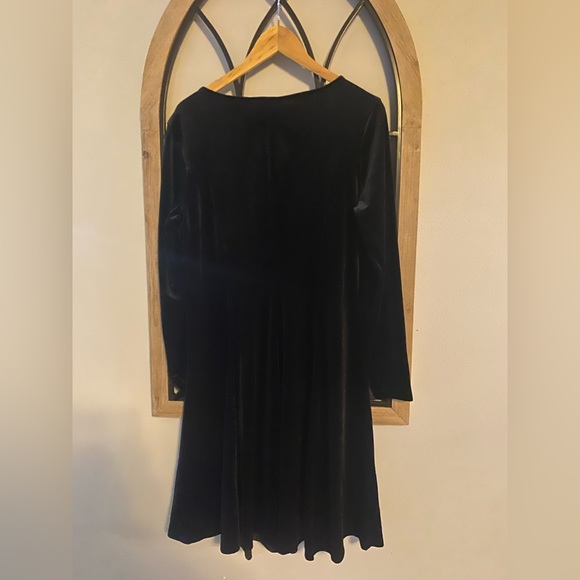 Marc Bouwer Unlimited Black Velvet Dress- Large - Picture 3 of 3